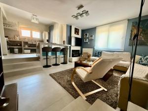 Modern Family Retreat