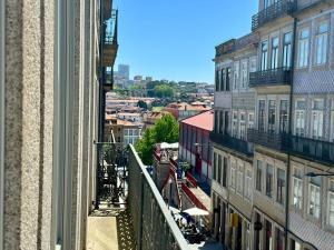 Apartament City Center W-AC Views & Balcony