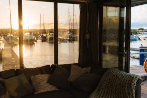 La Petite Foret Houseboat on the Isle of Wight