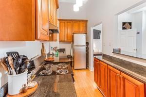 State Street Escape by Lucky Savannah