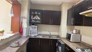 Luxurious 2 bdrm Apartment in marina S24402