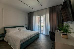 Exclusive Domus Gaudia