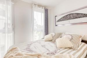 Studio moderne - Shopping Qwartz Parking et Stade de France