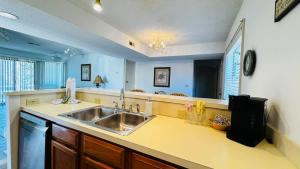 Bay Tree cozy 2BR condo on the ground floor