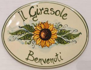 Il Girasole apartment with Panoramic Views