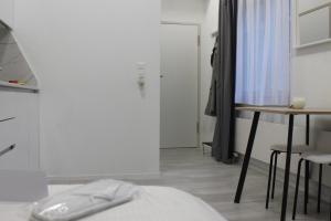 Modernes Studio mit eigenem Bad, Küche & Parkplatz