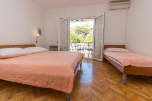 Apartment Family Ribicic