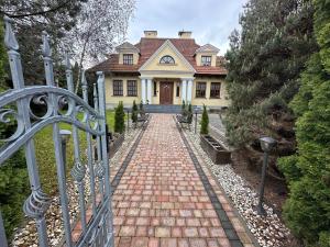 Dako Mansion, Stylish, Modern, Cosy