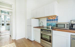 The Park House Carriage by Lucky Savannah