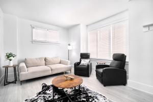 Newly renovated 3 bedroom unit