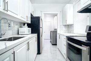 Newly renovated 3 bedroom unit