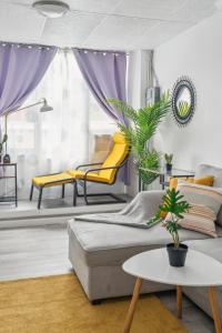 Elegant 2 Bedroom Unit Near Chinatown