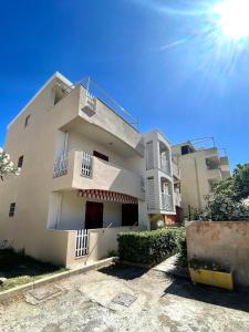 Itadhome - White sail img41