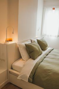 Stylish accommodation with dressing room & workspace