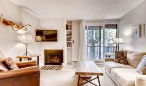 Trails End 102 by Ski Country Resorts