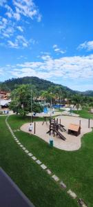 Aconchegante apartamento Angra dos Reis - Com piscina, bar molhado e marina