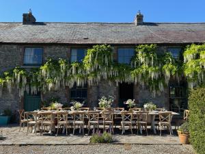 The Stable Yard House at Burtown House & Gardens