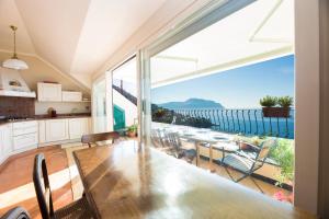 Attico vista mare a Sori Genova