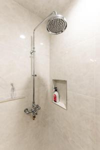 Hidden Oasis 3 bedroom 2 bathroom Home With large backyard and Views Near DTLA