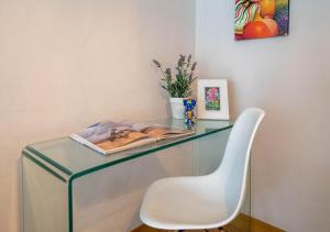 Luxury Flat Miraflores Pool Gym Fast WiFi Balcony