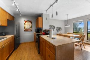 Lake Cliffe 108 Building F