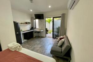 Lavish Studio wPatio #1 Isla Mujeres Downtown