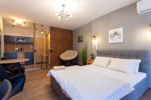 Затишна студія біля метро Площа Конституції - Харківська набережна 3