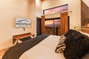 Montblue - Panoramic Mountain Views