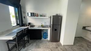 Lavish Studio Balcony #4 Isla Mujeres Downtown