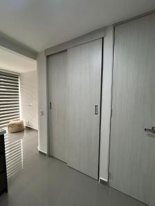 Apartamento al norte de la ciudad con Aire Acondicionado, cerca al aeropuerto