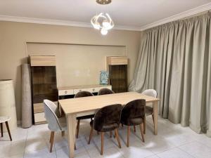 entire apartment,services include