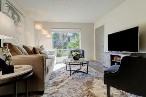 Perfect Perk Marquee Uptown Unit 121 Galleria 2br 2ba