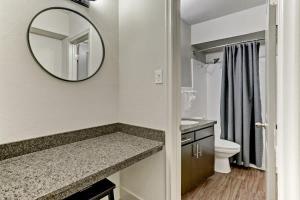 Galleria Gem December January Perks Pool Access