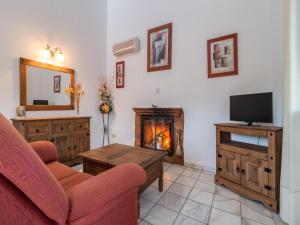 Charming Ibipozo Holiday Home for 6