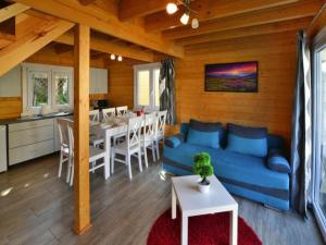 Comfortable holiday homes, pool and whirlpool