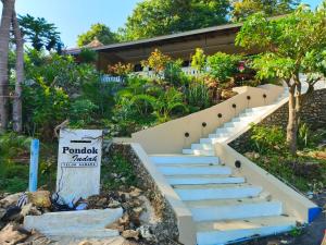 Pondok Indah Teluk Asmara