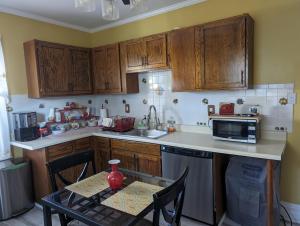 Sunny & Spacious Montclair NJ Apartment