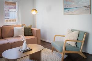 2RB Glebe Retreat Free Parking, Yard & Pet Friendly