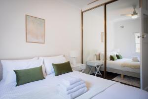 2RB Glebe Retreat Free Parking, Yard & Pet Friendly