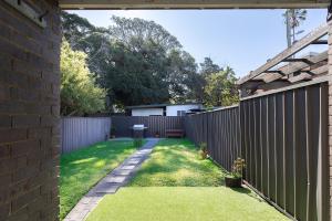 2RB Glebe Retreat Free Parking, Yard & Pet Friendly