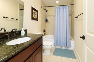 Shop, Soak &Sleep Galleria 3BR Retreat Private Jacuzzi