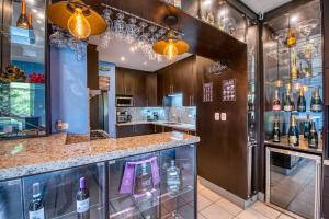 Hacienda Iguana Luxury Apartment with Pool & Golf