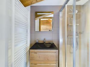 Appartement de luxe en plein centre des Gets, proche commerces - FR-1-623-370