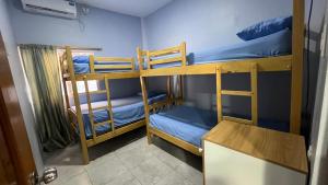 Habitaciones en Shekinah House, Data de Villamil