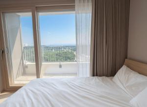 Sokcho Whalejib The Blue Terra Ocean Stay