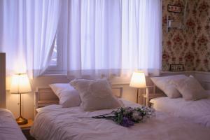 Central Hongdae Red Road Stay 4 Beds, Near Mangwon & Sangsu