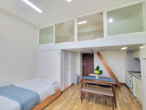 Spacious duplex near Myeongdong