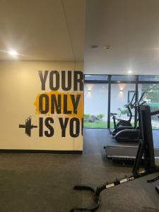 Moderno apart en Col Escalón,vista,piscina,gimnasio