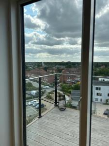 Modern Apartment by Beach and Metro