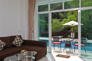 Suite Cascade 1BR Family Deluxe Kamala Falls
